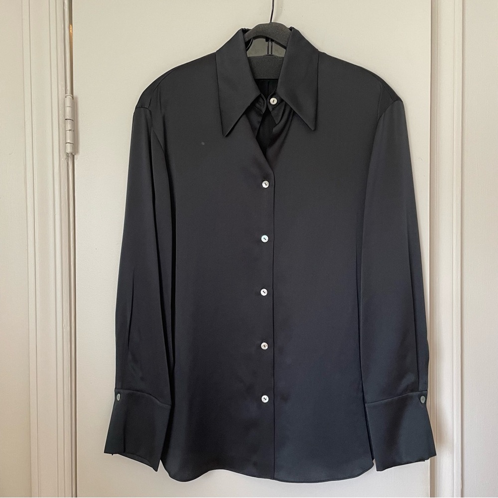 NWOT Vince Women 100% silk satin shirt S Black